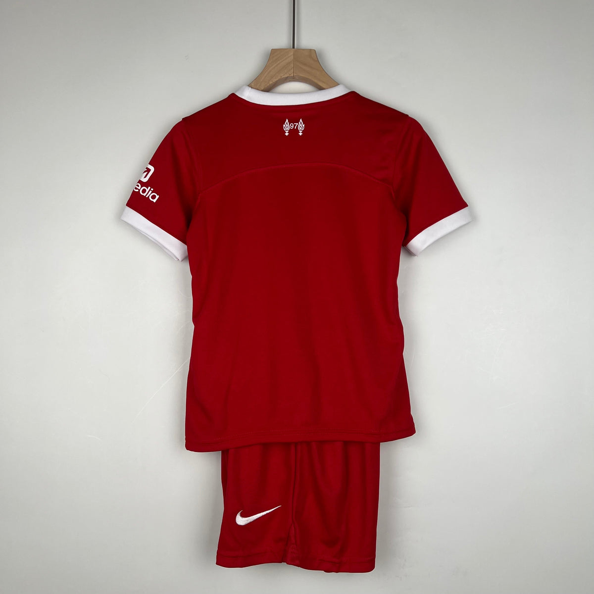 Conjunto Infantil Liverpool 2023/24 - Home