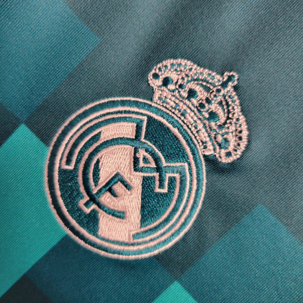 Camisa Retrô Real Madrid 2017/18 Away