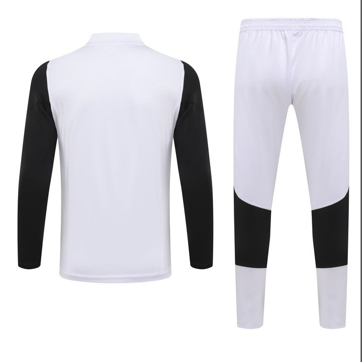 Conjunto Treino Juventus Ziper Curto Branco 2023/24